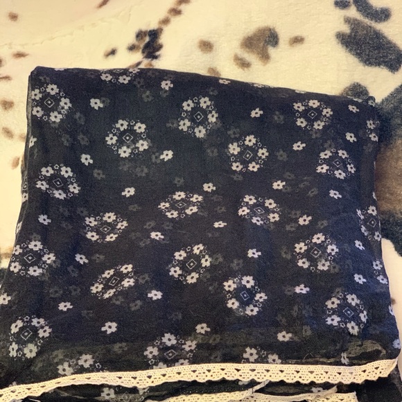 Infinity Scarfs - Picture 5 of 8